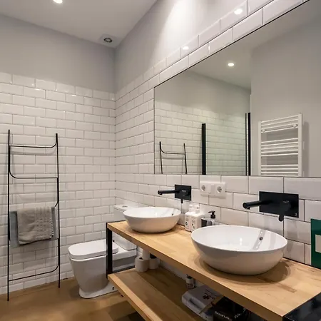 Loft Center By Unique