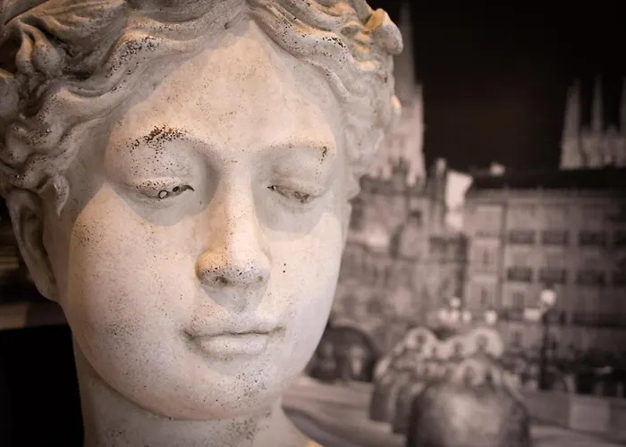 Loft Center By Unique Burgo