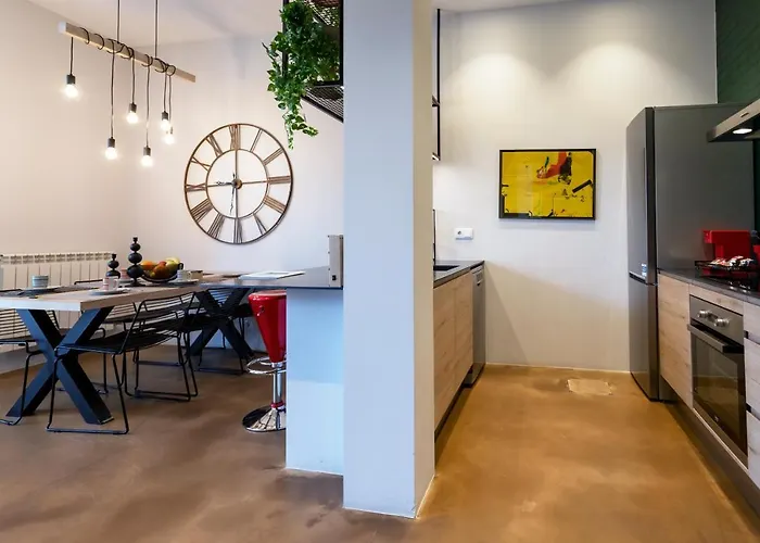 Loft Center By Unique *