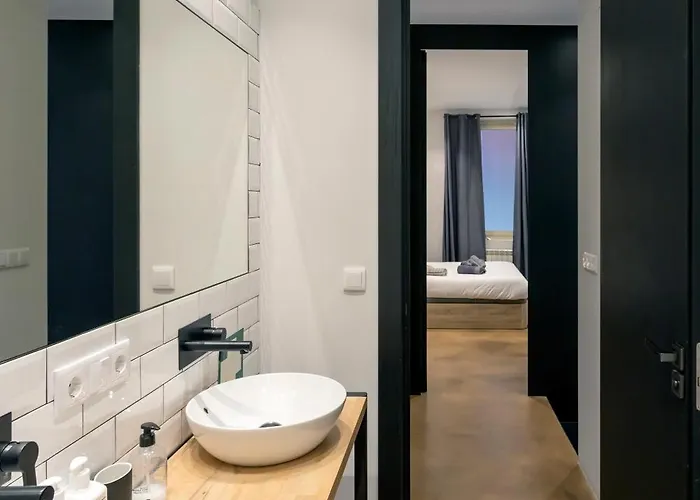 Loft Center By Unique *